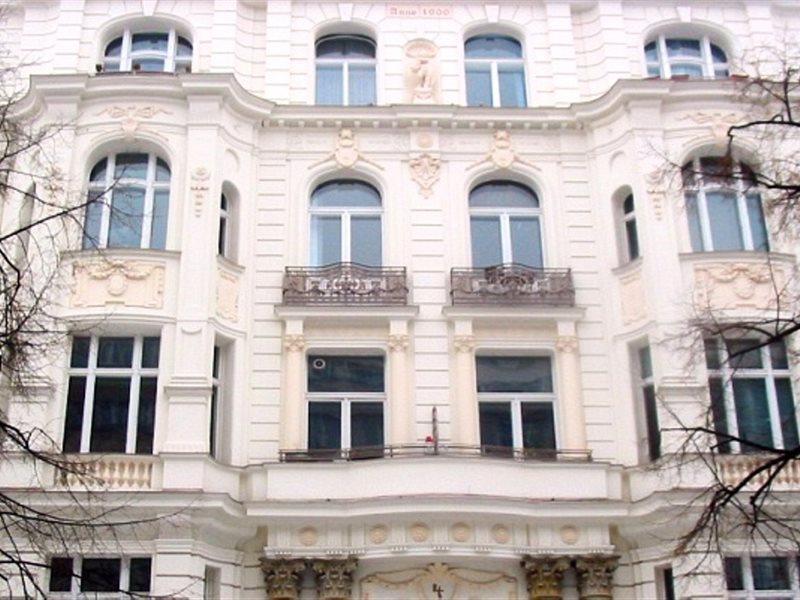 Hotel Pension Savoy Near Kurfuerstendamm Berlin Ngoại thất bức ảnh