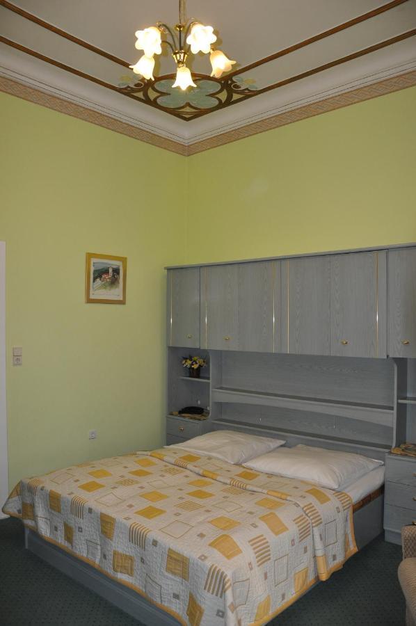 Hotel Pension Savoy Near Kurfuerstendamm Berlin Phòng bức ảnh