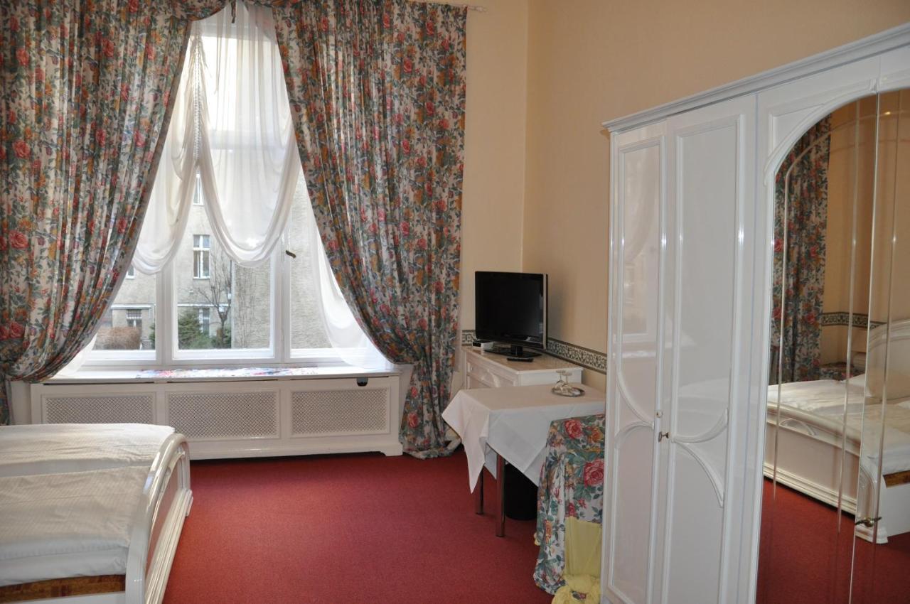 Hotel Pension Savoy Near Kurfuerstendamm Berlin Phòng bức ảnh